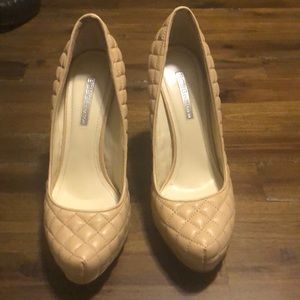 BCBGeneration Beige heels